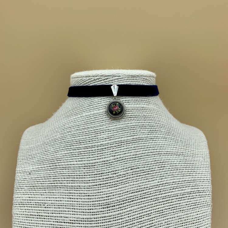 blaues Samtband-Collier R9 Total