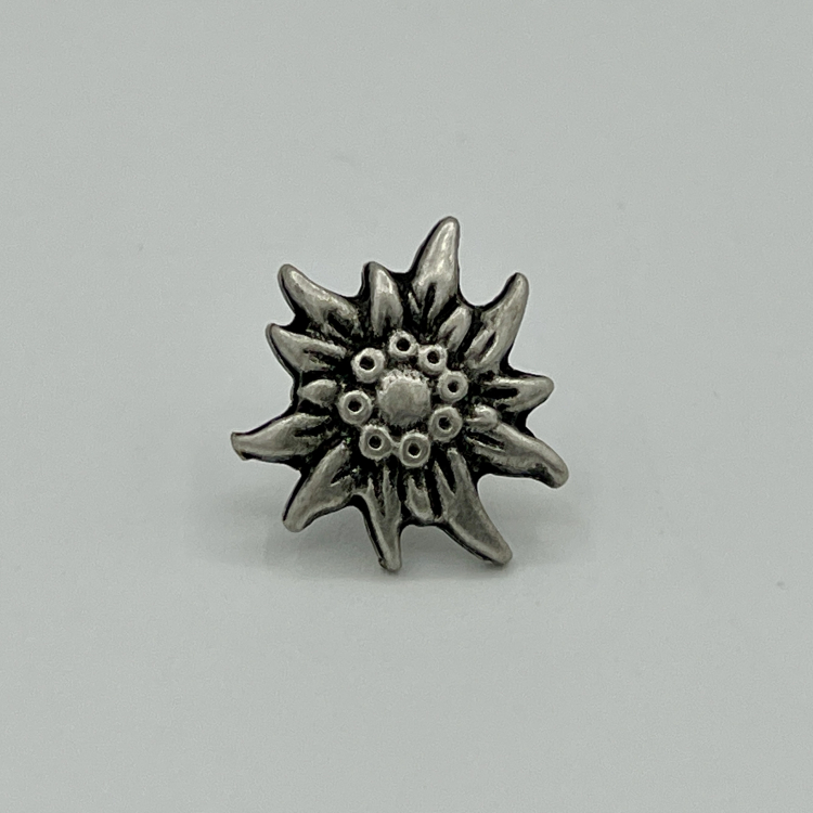 Edelweiß-Anstecknadel im Antik-Silber-Look