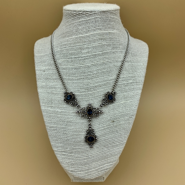 Halskette Klarissa mit Swarovski® Kristall