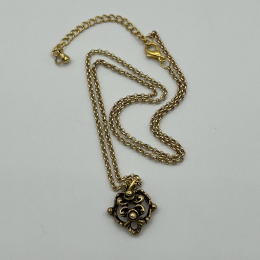 Ornament-Halskette in Goldfarben – Filigraner Anhänger im Rosetten-Design